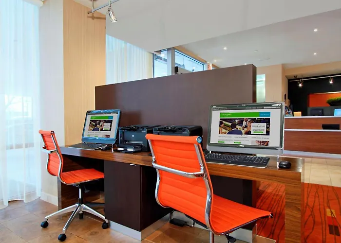 Courtyard By Marriott Lyndhurst/Meadowlands